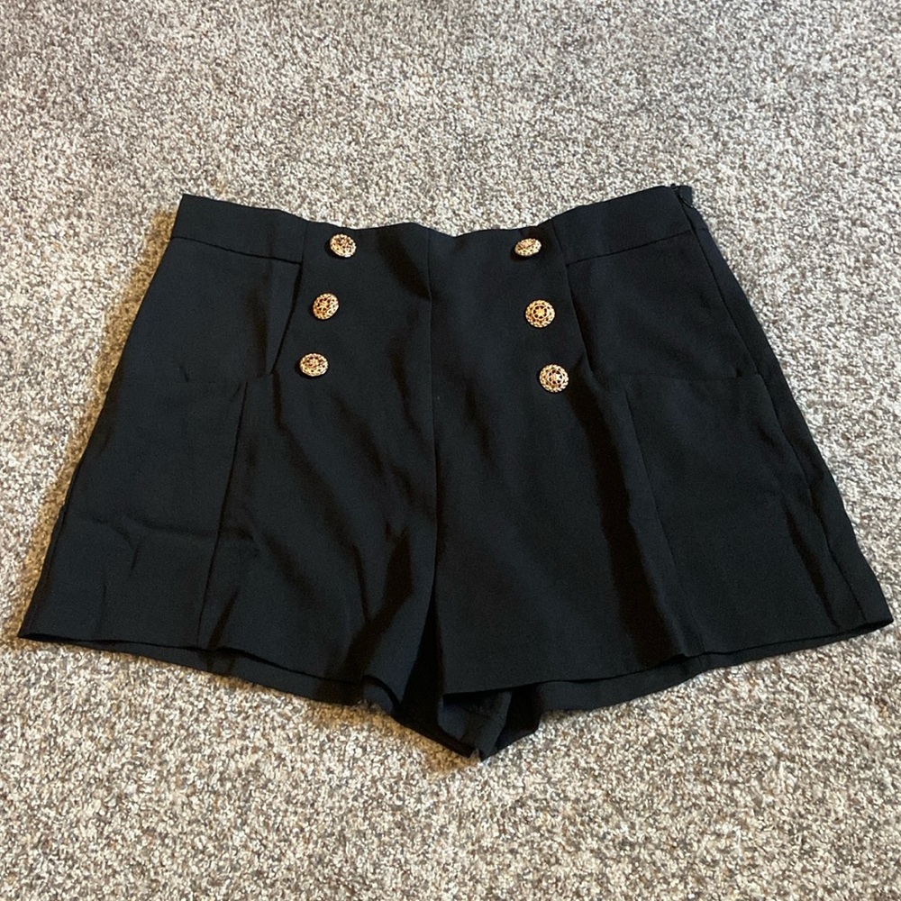 ee:some High waisted shorts